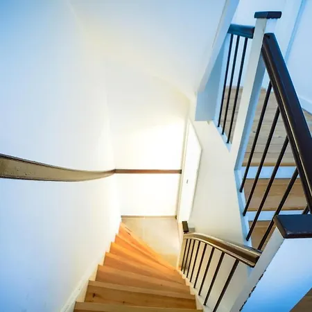 Basement House For 4people With Full Kitchen & Free Parking Apartamento Odense